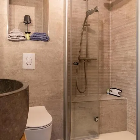 Gut Leben Landresort Nocleg ze śniadaniem 4*