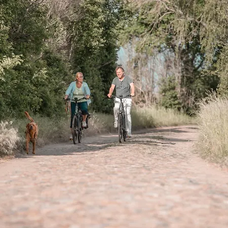 فندق مبيت وإفطار Gut Leben Landresort