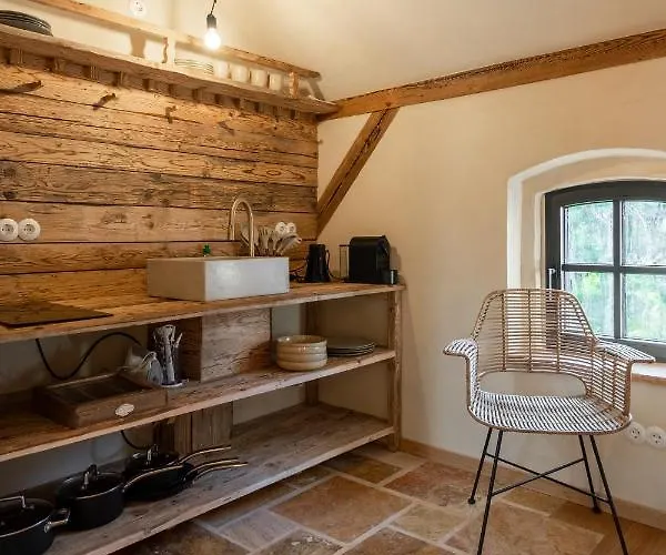 Gut Leben Landresort فندق مبيت وإفطار 4*